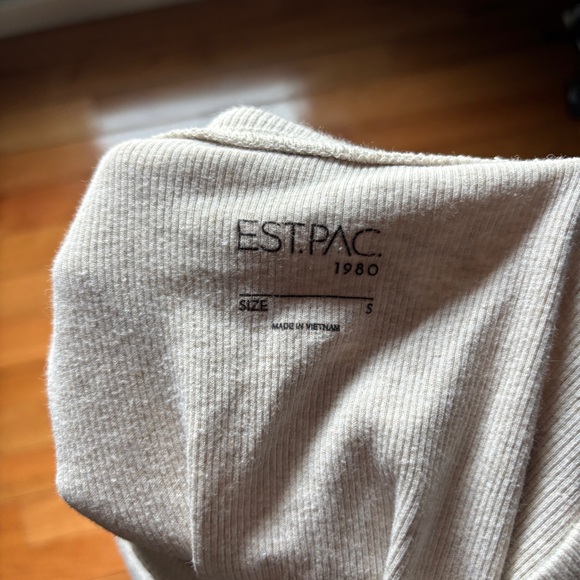 Oatmeal Heather Women's Casual Top - Picture 2 of 2